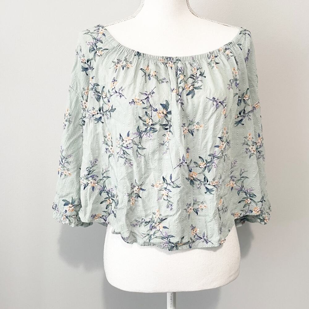 American Eagle blue floral poet top bell sleeves size medium coquette boho chic